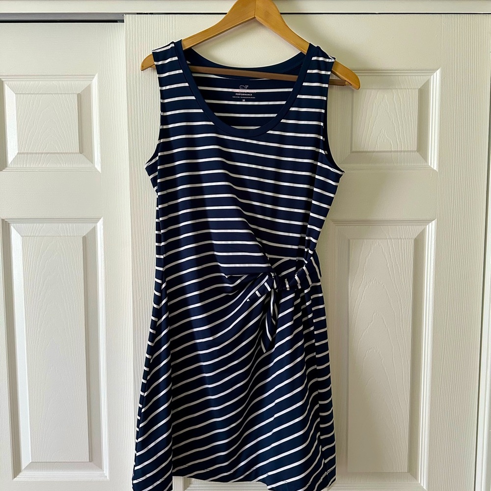 Vineyard Vines Performance Dress - Navy/White Striped Size Medium